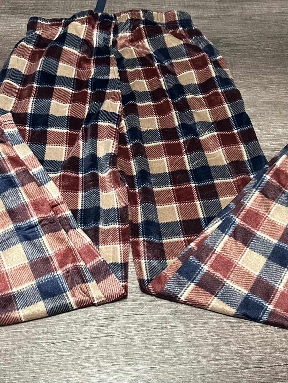 Fruit of the Loom Men's Plaid Fleece Joggers - Navy, Burgundy, Tan